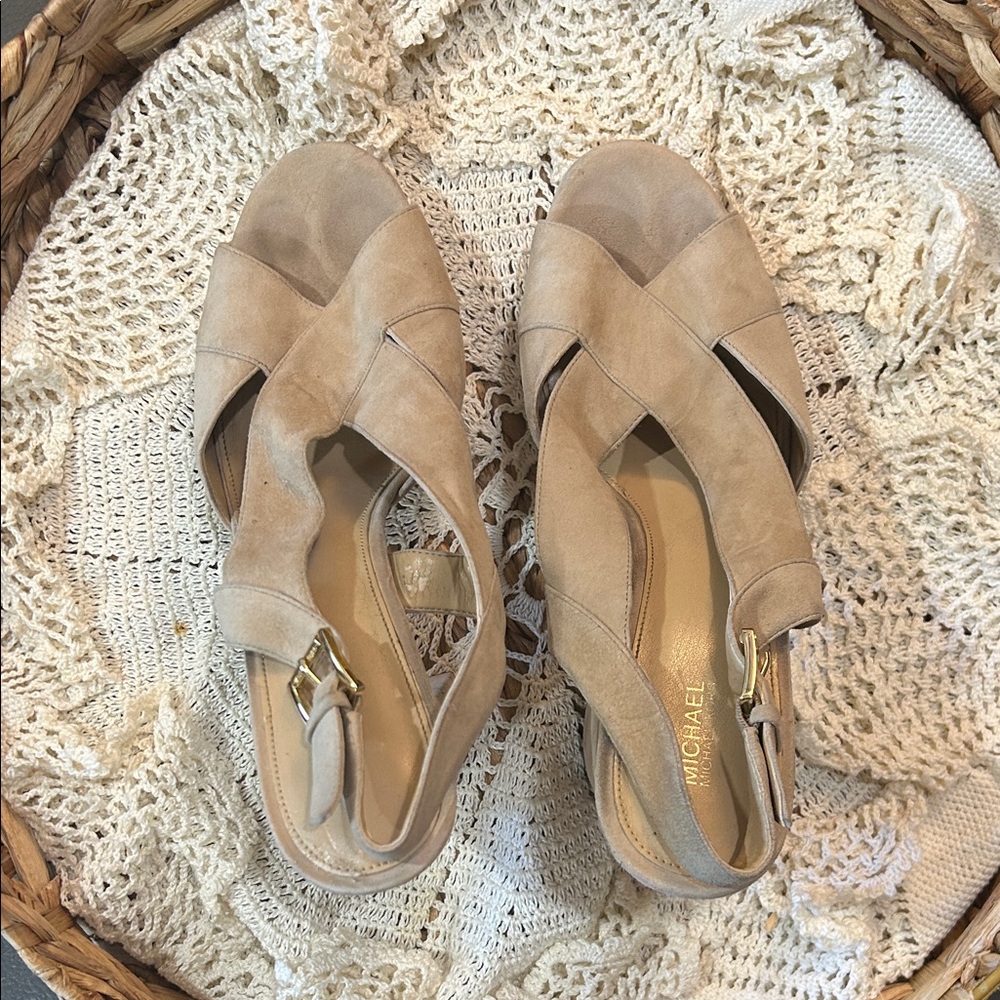 Michael Kors Women's Tan Sandals. 5” block heel. Size 11